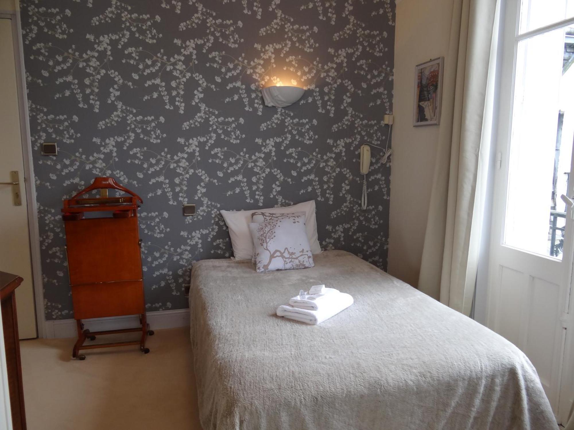 Hotel California Vichy Rum bild