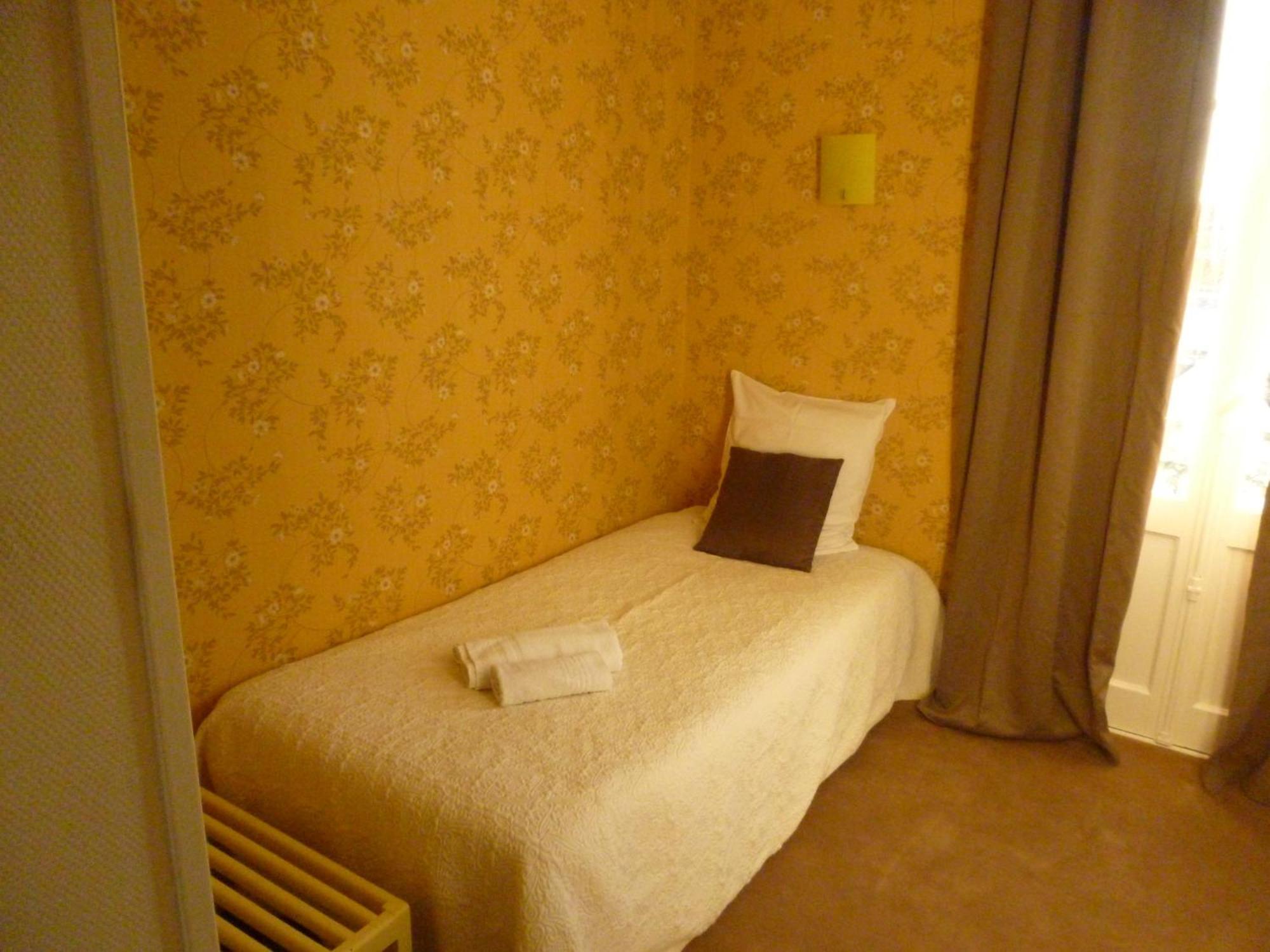 Hotel California Vichy Rum bild