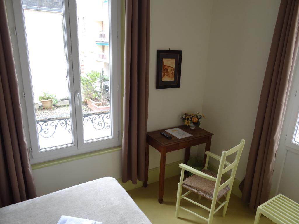 Hotel California Vichy Rum bild
